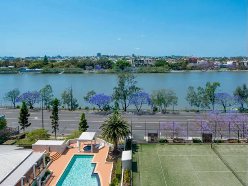 The Oasis Apartments Brisbane Exterior photo